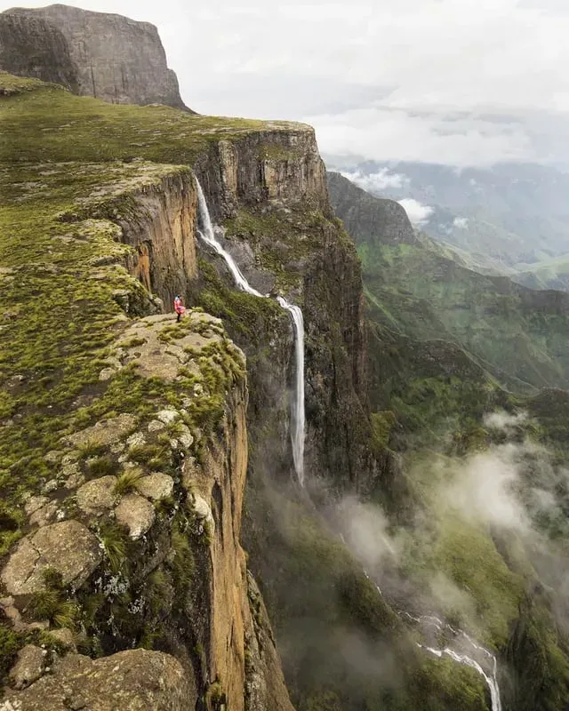 Hiker beside Tugela Falls