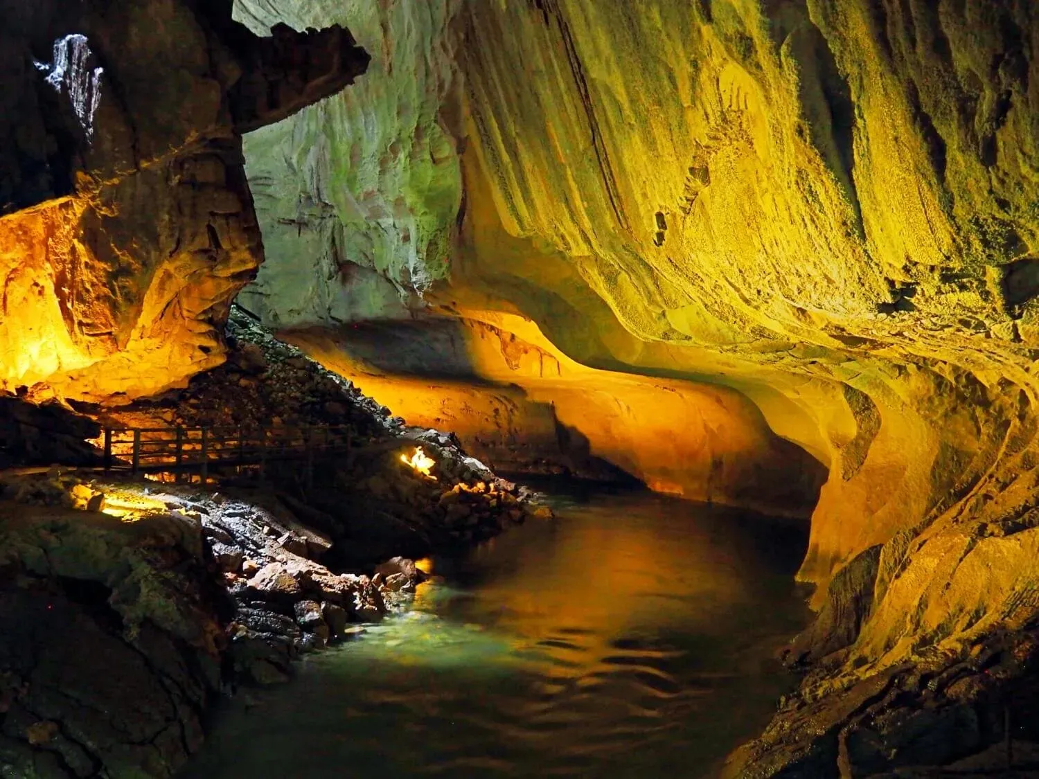 Underground chamber with colorful rock formations
